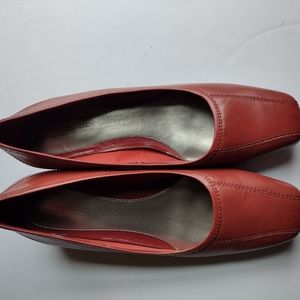 Easy Spirit Anti-Gravity Women's Tan Leather upper Shoes Sz 9 1/2 M.